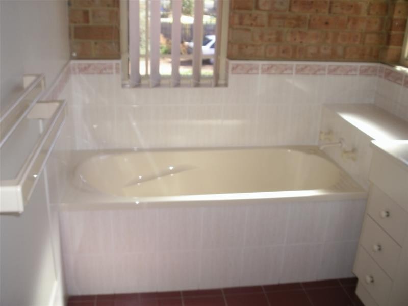 4/9 Phoenix Lane, Armidale NSW 2350