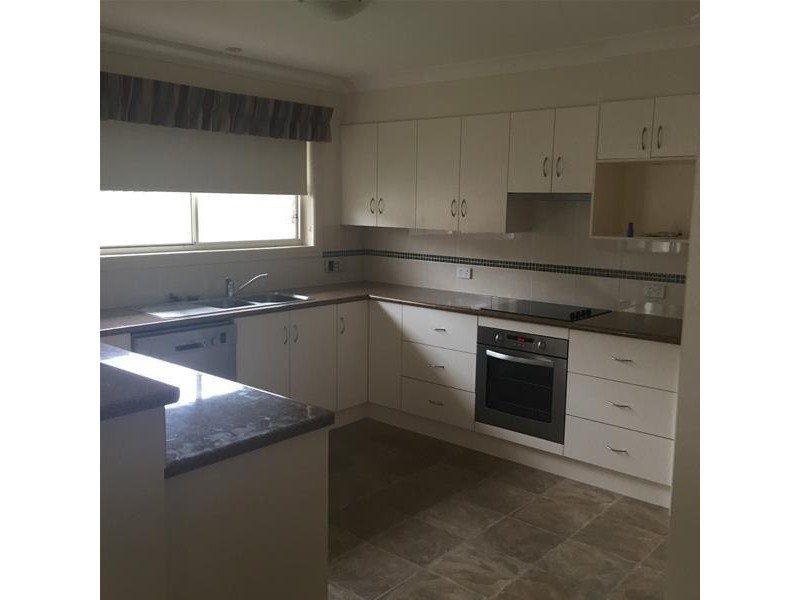 7 Rusden Court, Armidale NSW 2350