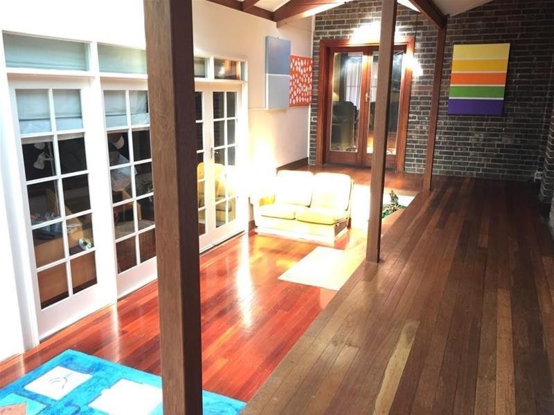 111 Brown Street, Armidale NSW 2350