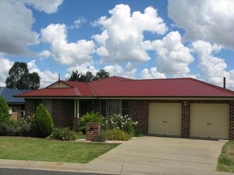 4 Kurrajong Close, Armidale NSW 2350