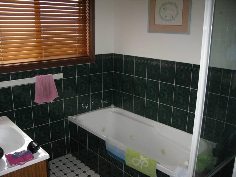 4 Kurrajong Close, Armidale NSW 2350