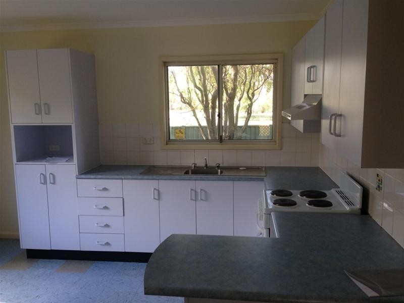 9 Bain Crescent, Armidale NSW 2350