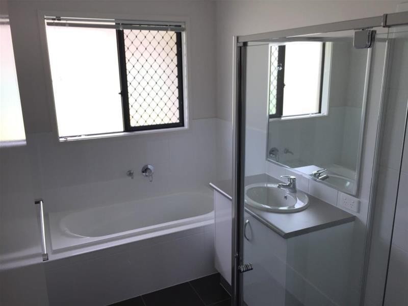 8 Dale Crescent, Armidale NSW 2350