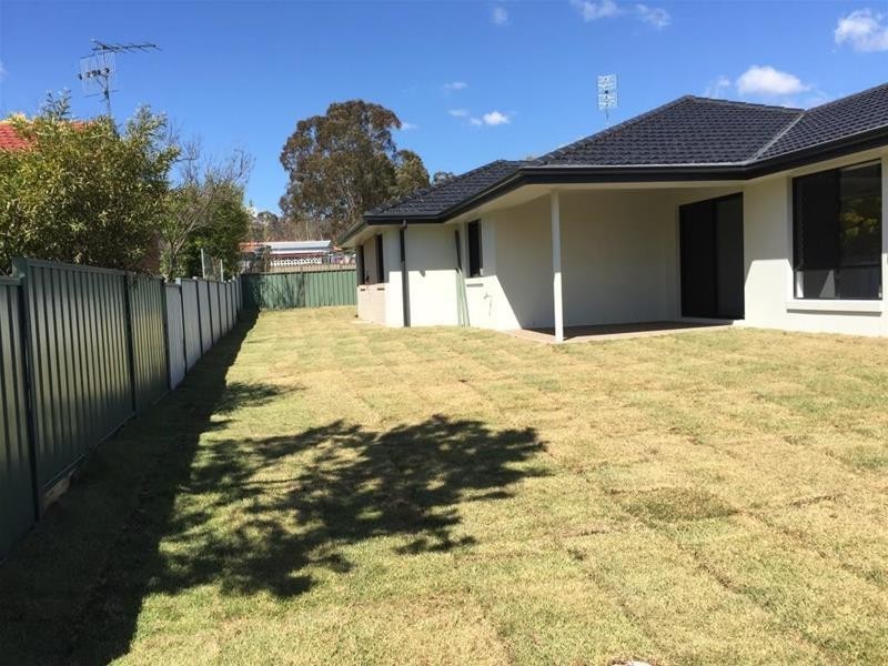 8 Dale Crescent, Armidale NSW 2350