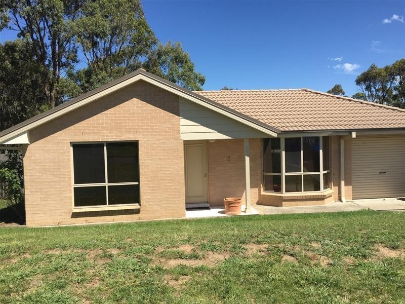 13 Dale Crescent, Armidale NSW 2350