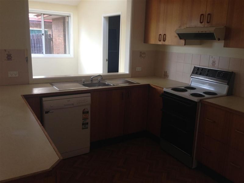 19 White Avenue, Armidale NSW 2350