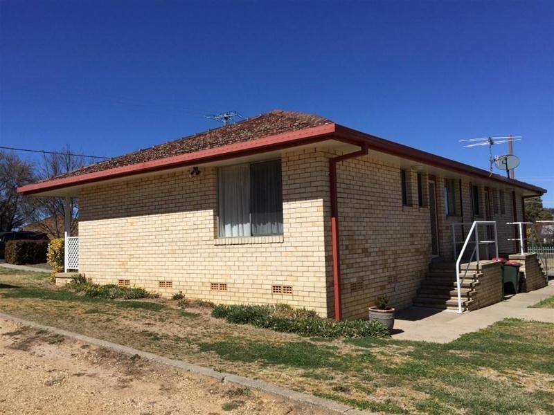 1/54 O’Dell Street, Armidale NSW 2350