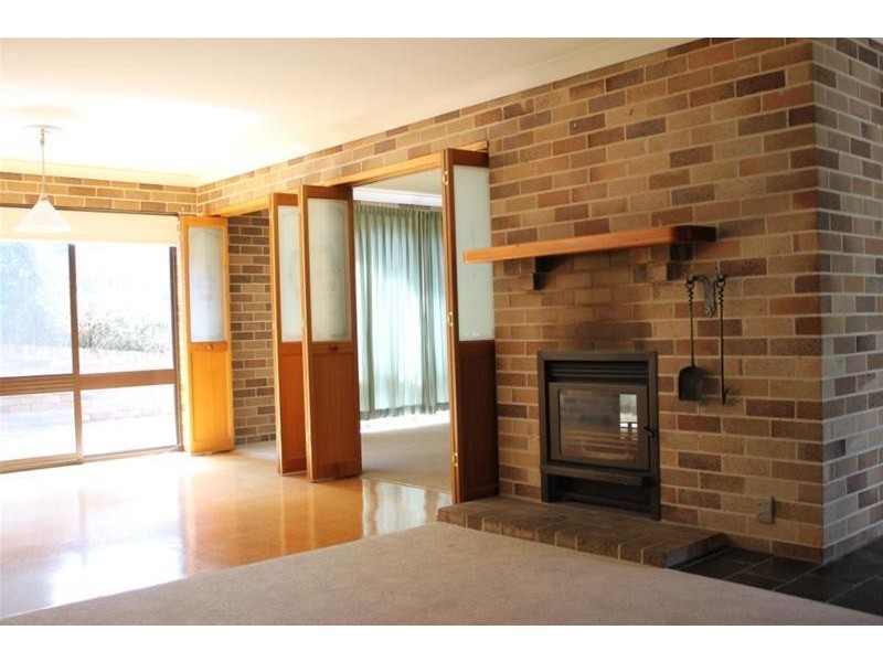 9 Yallambee Avenue, Armidale NSW 2350