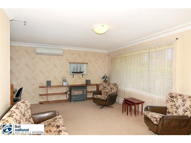 13 Bowman Avenue, Armidale NSW 2350