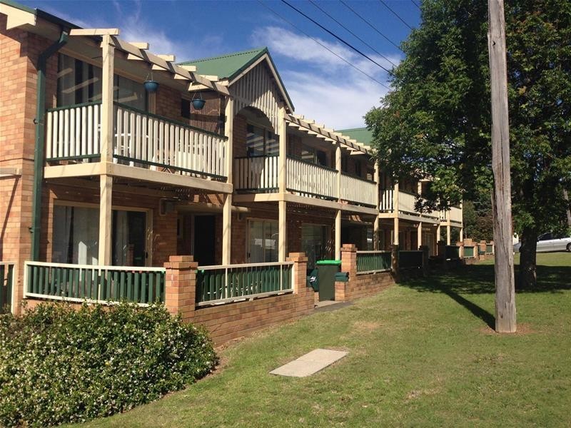 4/165 Dangar Street, Armidale NSW 2350