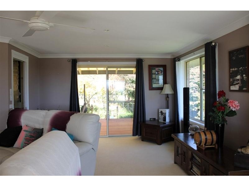 14 Donegal Terrace, Armidale NSW 2350