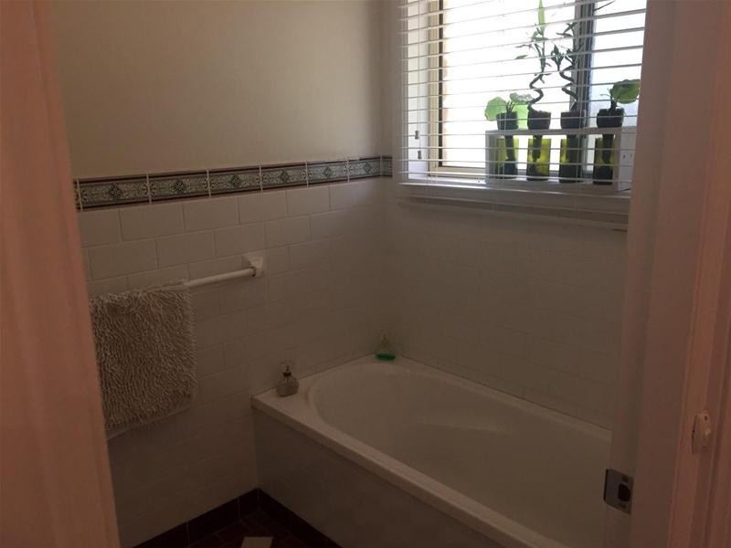 14 Donegal Terrace, Armidale NSW 2350