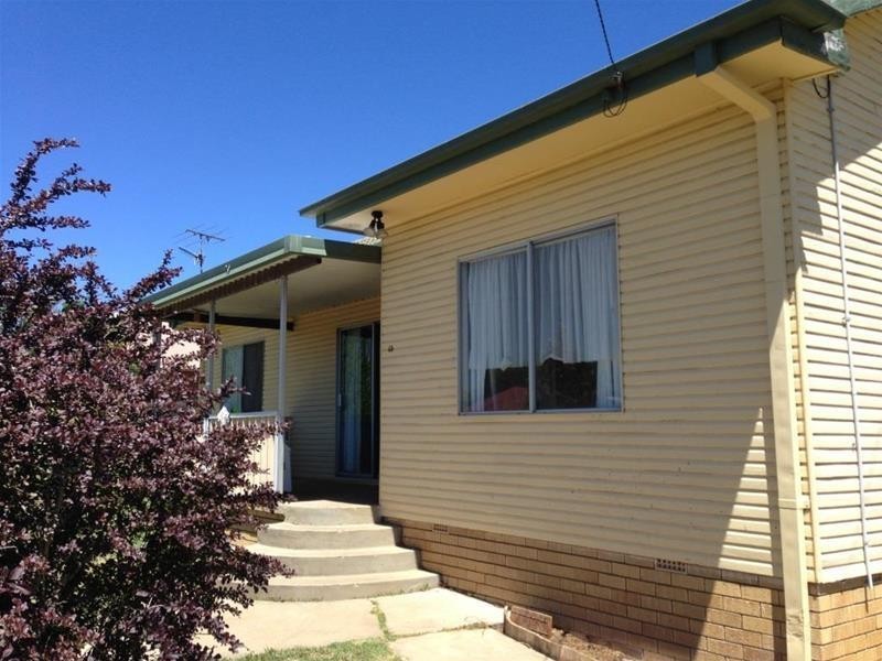 40 Tancredi Street, Armidale NSW 2350