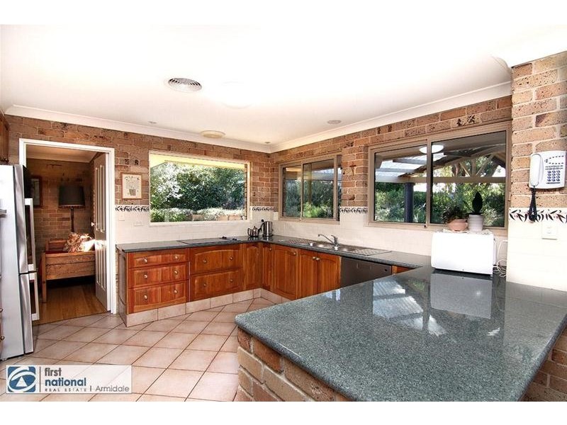 2 Eulahbar Crescent, Armidale NSW 2350