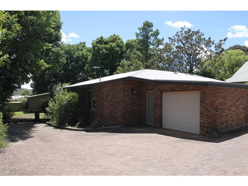 1/159 Mann Street, Armidale NSW 2350