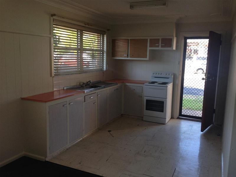 2/94B Beardy Street, Armidale NSW 2350