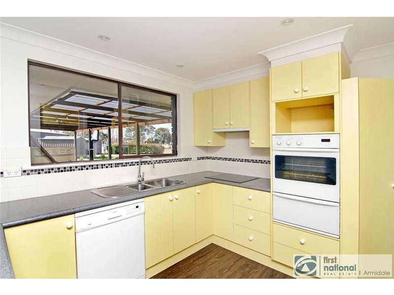 81 Pinegrove Road, Armidale NSW 2350