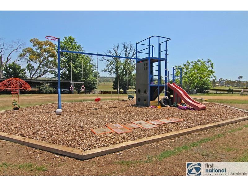 110 Simmons Road, Armidale NSW 2350