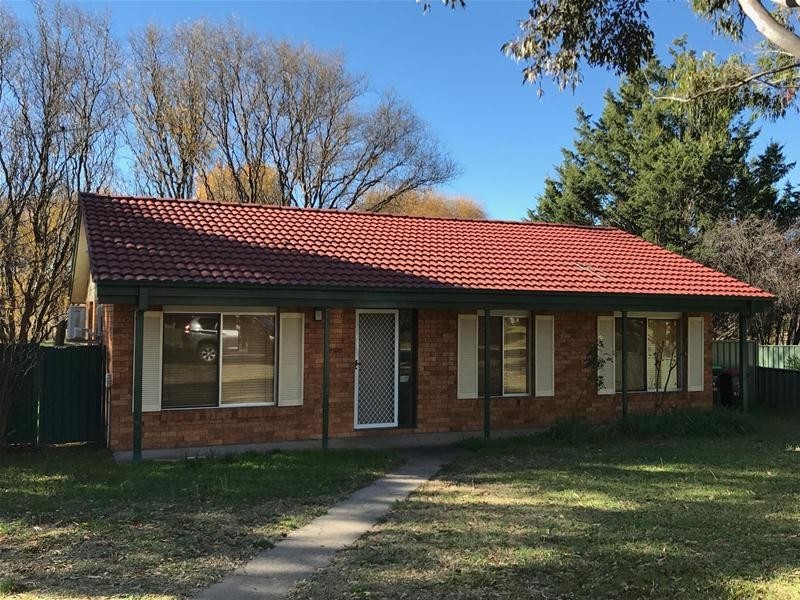 9 Bain Crescent, Armidale NSW 2350