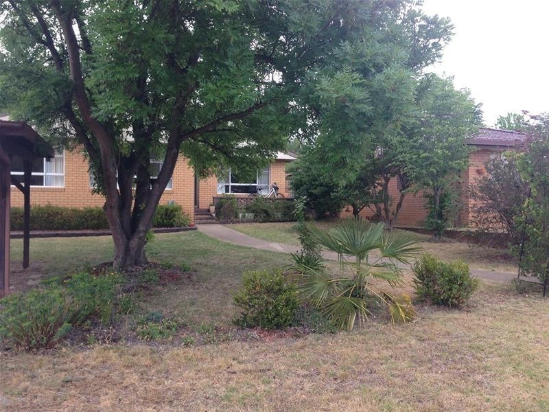 16 McKeon Avenue, Armidale NSW 2350