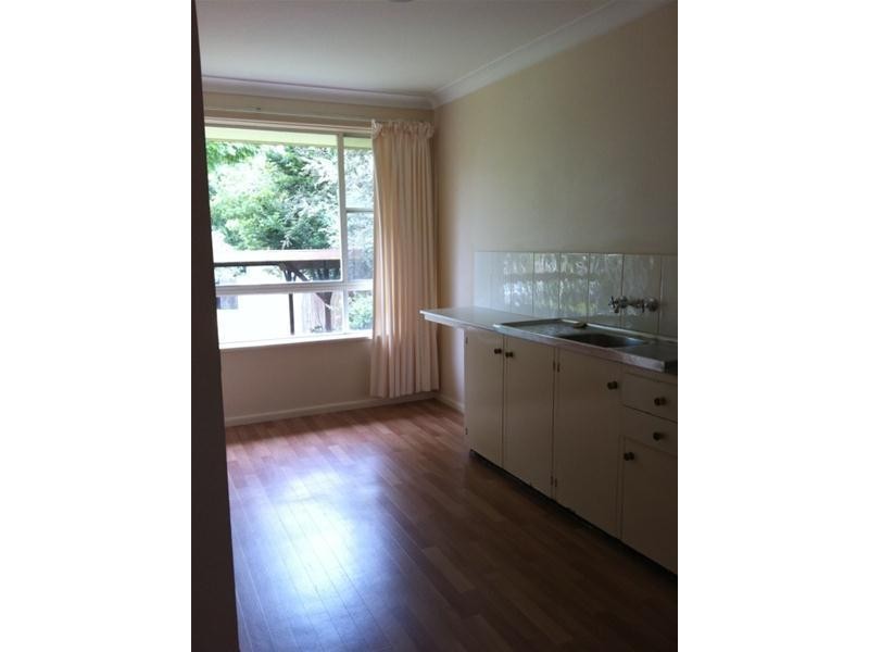 16 McKeon Avenue, Armidale NSW 2350