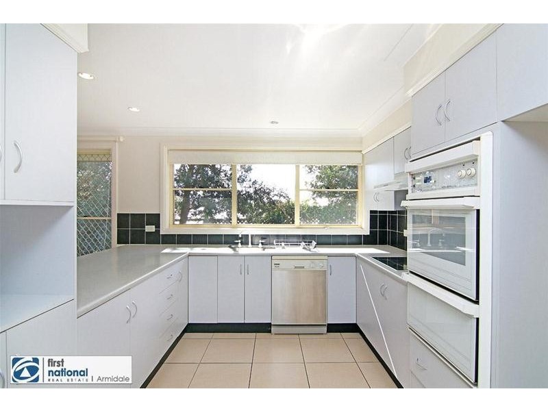 2 Carlow Close, Armidale NSW 2350