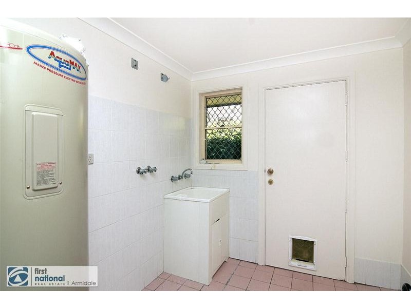 2 Carlow Close, Armidale NSW 2350