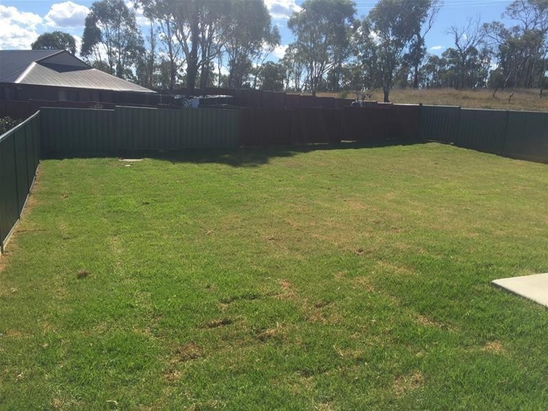 32 Dale Crescent, Armidale NSW 2350