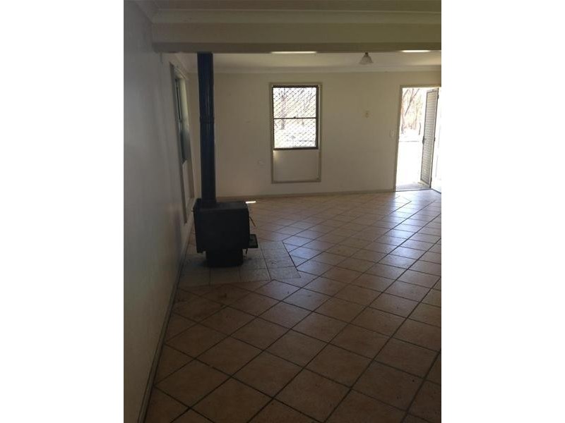 5 Parry Parade, Armidale NSW 2350