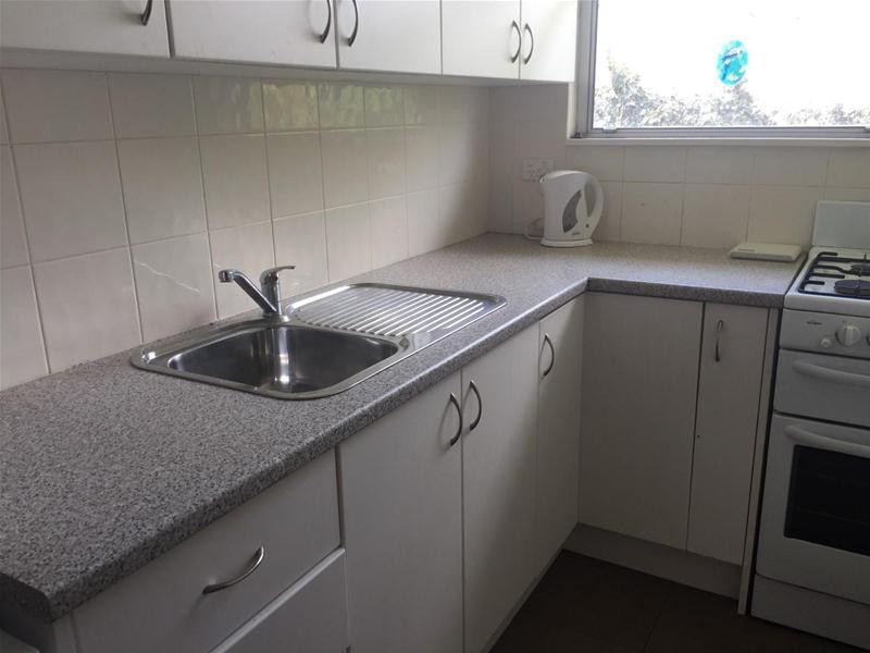 2/2 Speare Avenue, Armidale NSW 2350