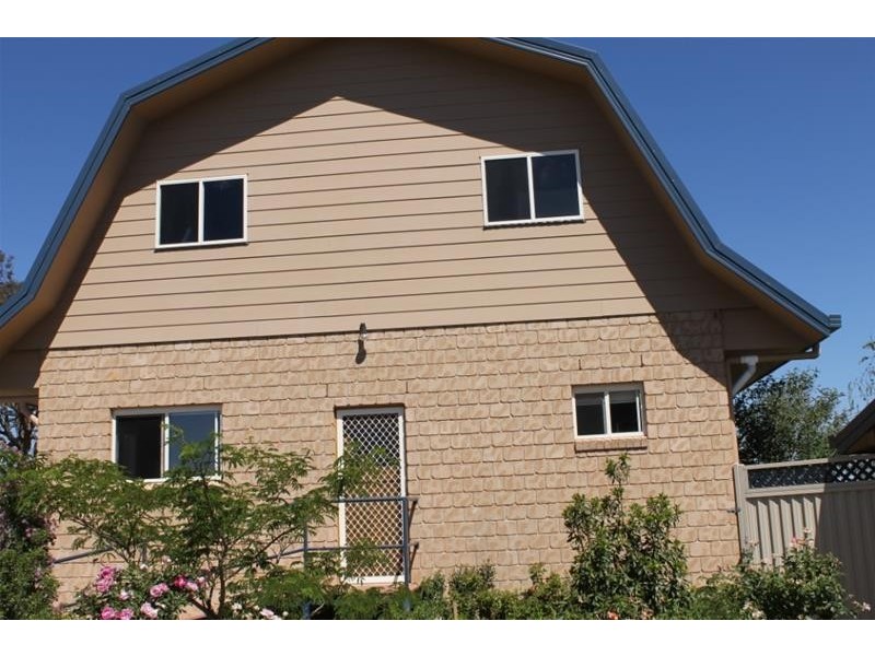 79B Platform Road, Armidale NSW 2350