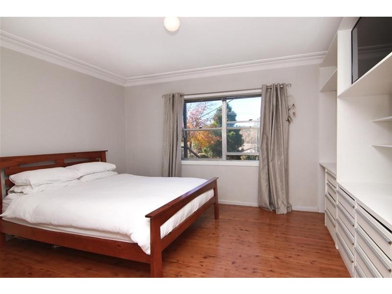 10 Chestnut Avenue, Armidale NSW 2350