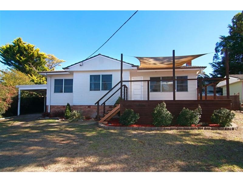 10 Chestnut Avenue, Armidale NSW 2350