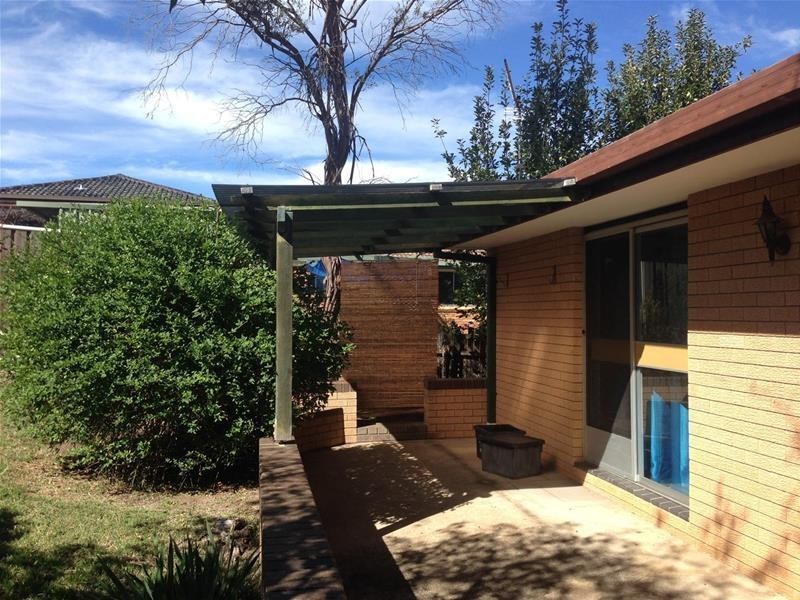 12 Blake Street, Armidale NSW 2350