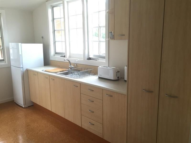 2/112 Barney Street, Armidale NSW 2350