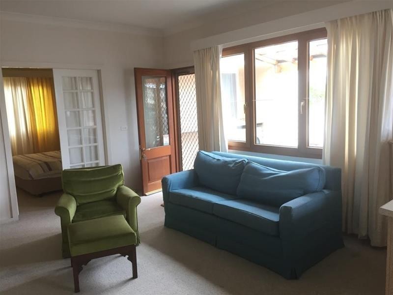 2/112 Barney Street, Armidale NSW 2350