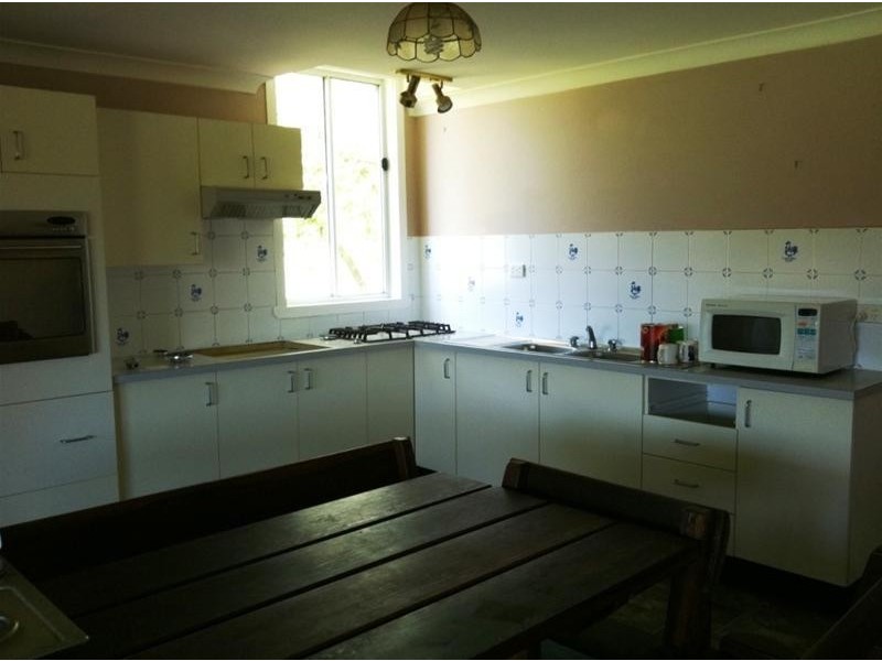 Herbert Park Road, Armidale NSW 2350