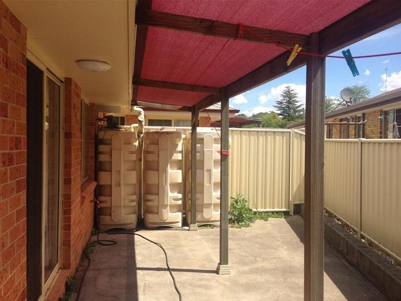 1/6 Speare Avenue, Armidale NSW 2350