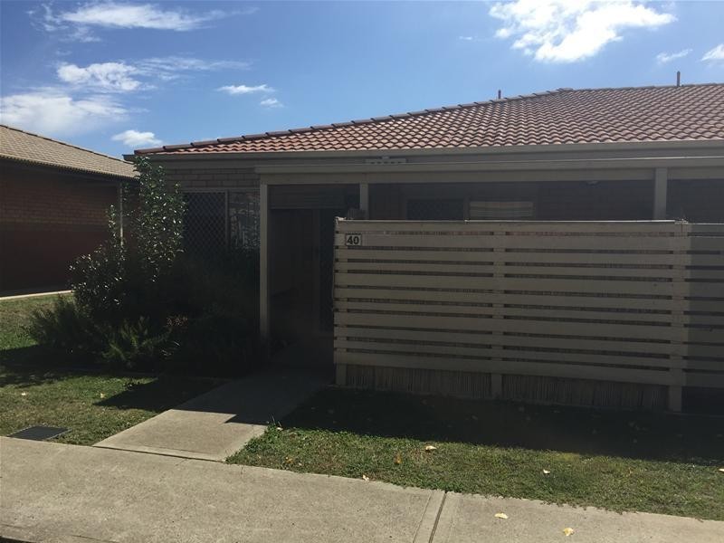 40/80 Queen Elizabeth Drive, Armidale NSW 2350