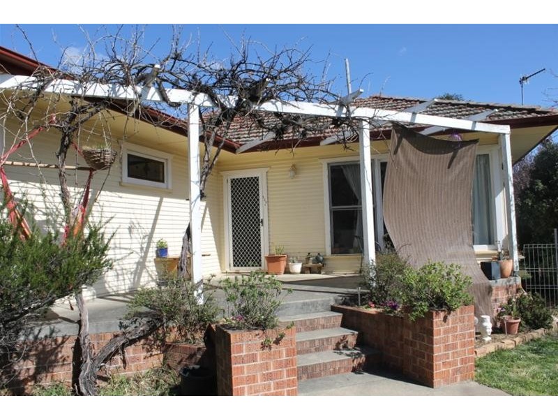 138A Barney Street, Armidale NSW 2350