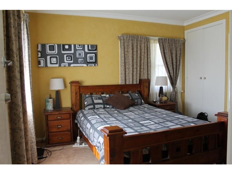 138A Barney Street, Armidale NSW 2350