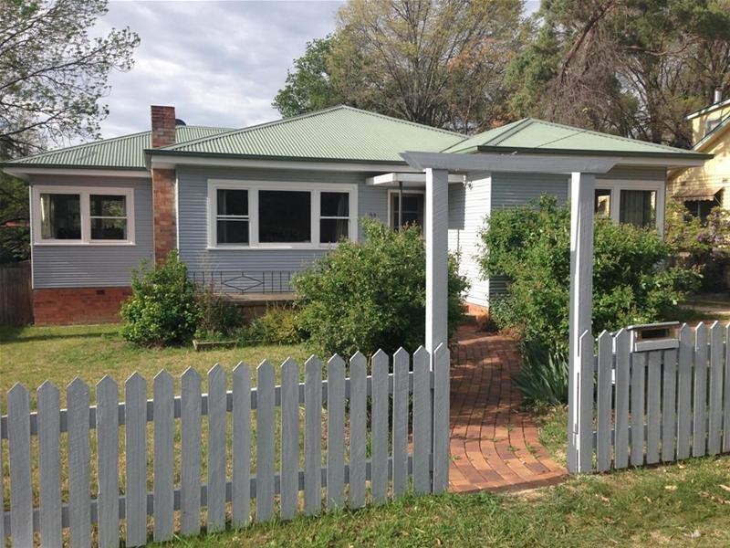 53 Mann Street, Armidale NSW 2350