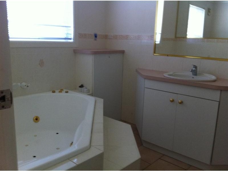 6 Merino Terrace, Armidale NSW 2350