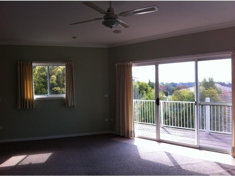 6 Merino Terrace, Armidale NSW 2350