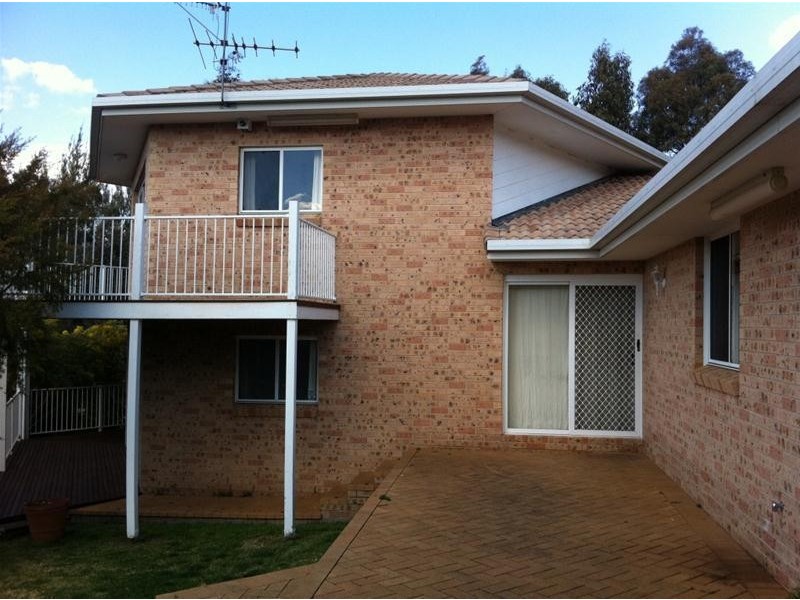 6 Merino Terrace, Armidale NSW 2350