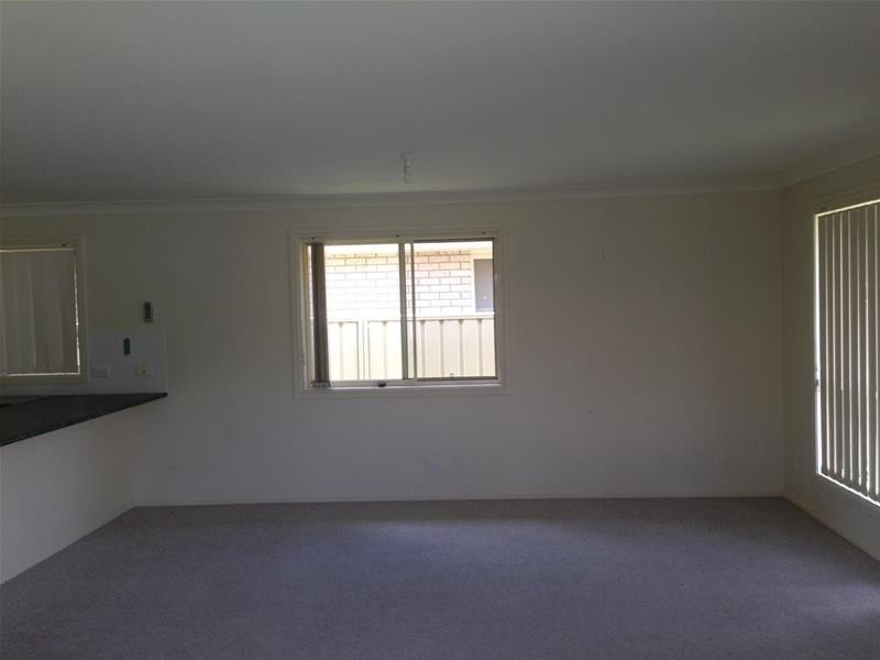 1/16 Conningdale Crescent, Armidale NSW 2350