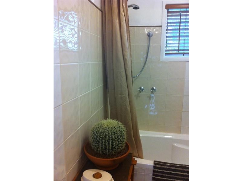 11 Park Street, Uralla NSW 2358