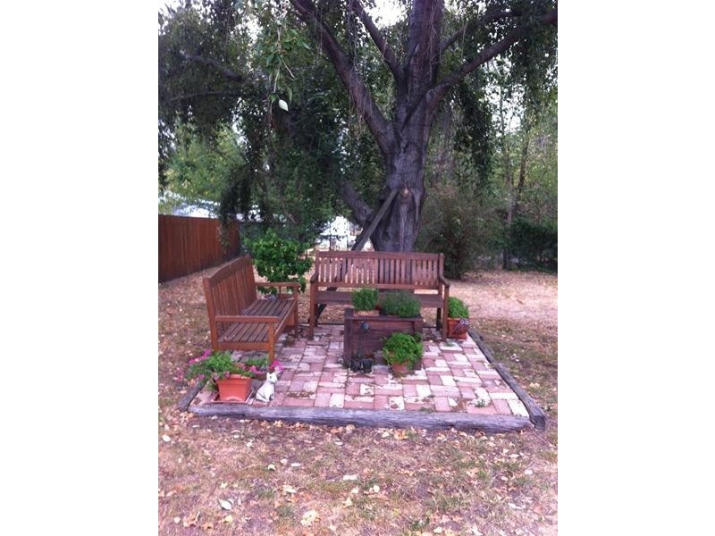 11 Park Street, Uralla NSW 2358