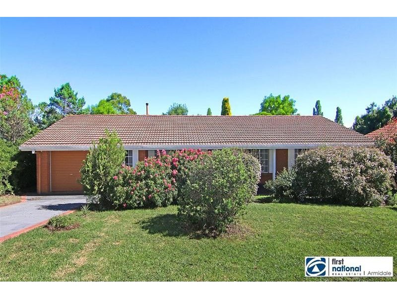 5 Bishop Crescent, Armidale NSW 2350