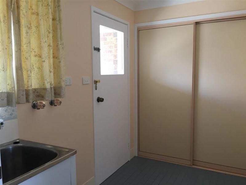 1/19 Verna Close, Armidale NSW 2350